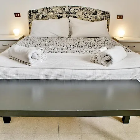 Apartamento Colorato E Vivace Bilocale Lucca