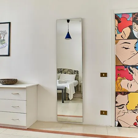 Colorato E Vivace Bilocale Apartment *
