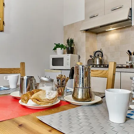 Colorato E Vivace Bilocale Appartement