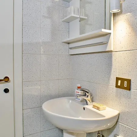 Colorato E Vivace Bilocale Appartement Lucques